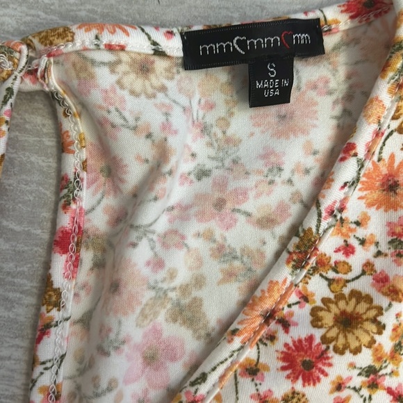 Moa Moa Ditsy Floral Surplice Short Sleeve Romper Multi Color Size S - Picture 6 of 7